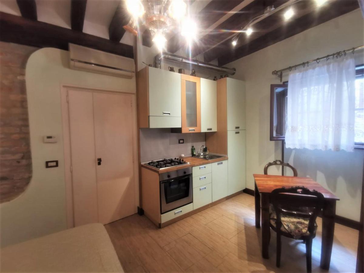 Canal View Studio Flat Venice Exterior photo